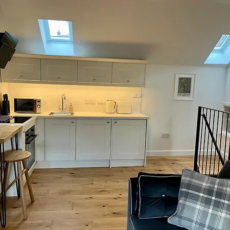 Tiny House In Cosy Village Milnathort Extérieur photo